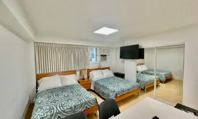 Studio in Center of Waikiki/Kitchen/Beach 401